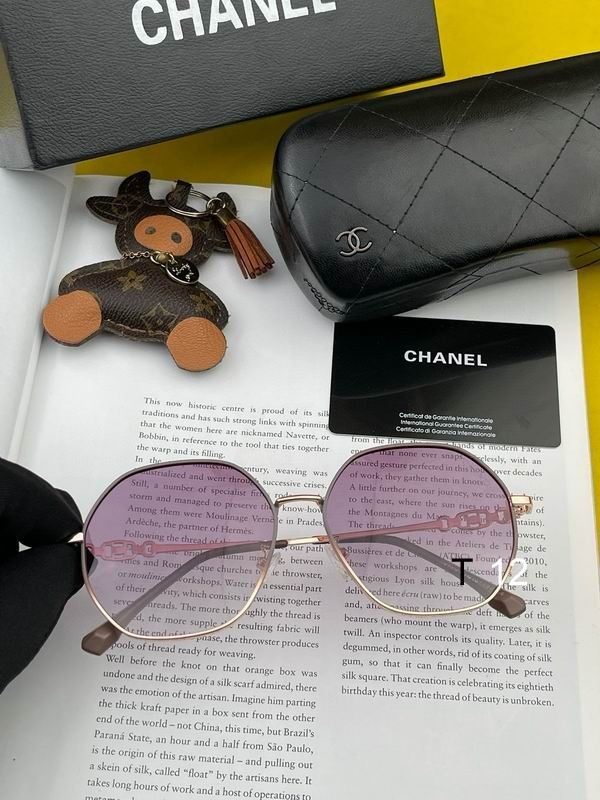 Gucci Sunglasses 943